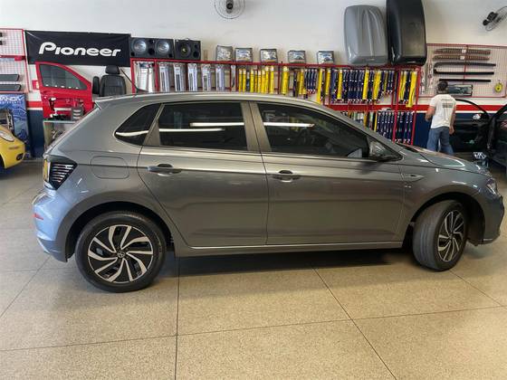 VOLKSWAGEN POLO 1.0 170 TSI HIGHLINE AUTOMÁTICO VOLKSWAGEN POLO 1.0 170 TSI HIGHLINE AUTOMÁTICO